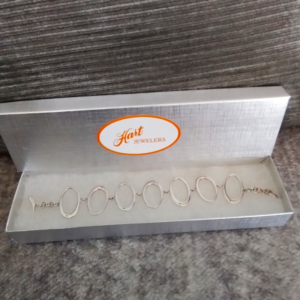 Sterling Silver 925 Bracelet.    NWOT